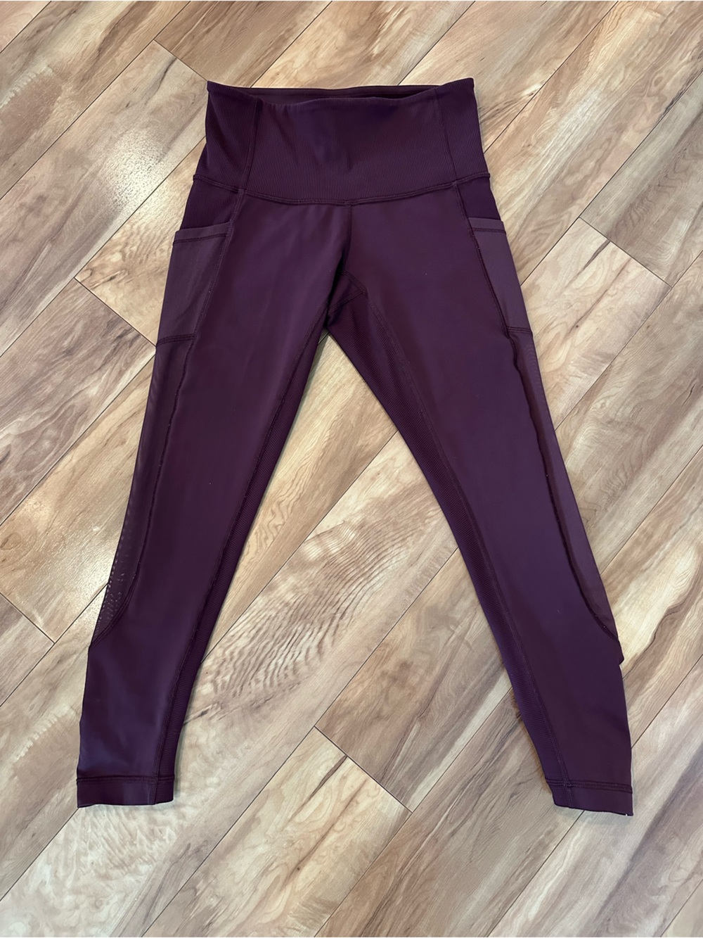 Lululemon Running Leggings Size 4 Burgundy Mesh Side With Pockets Ruched Ankle